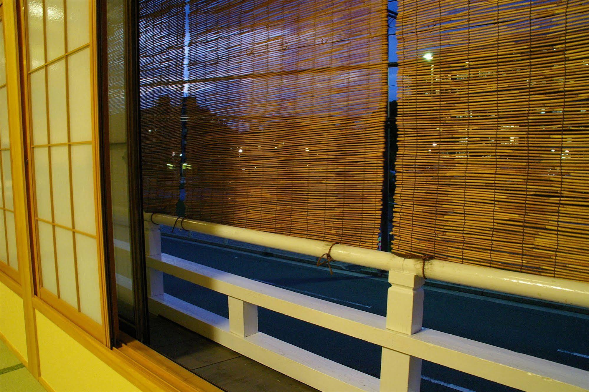 Ryokan Sawaya Honten Kiotó Kültér fotó